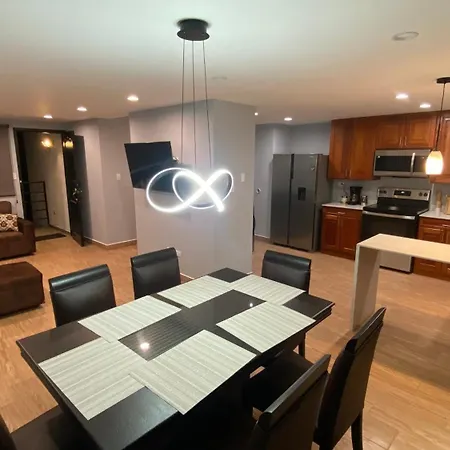 Moderno Y Acogedor En Zona 16 Apartment